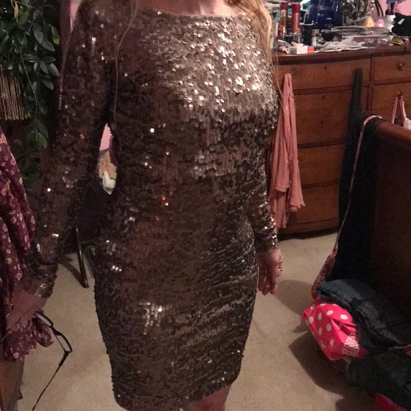 Dress - Picture 3 of 8